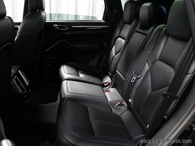 Porsche Cayenne image 12