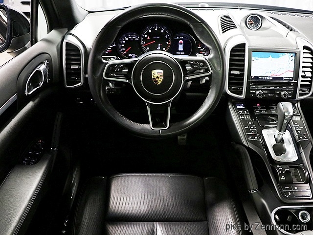 Porsche Cayenne image 14