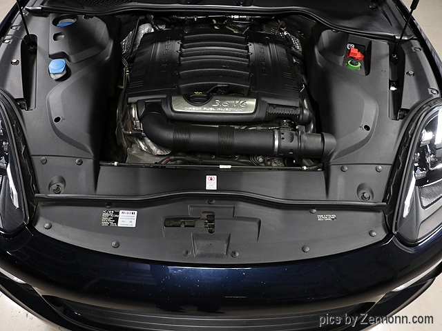 Porsche Cayenne image 30