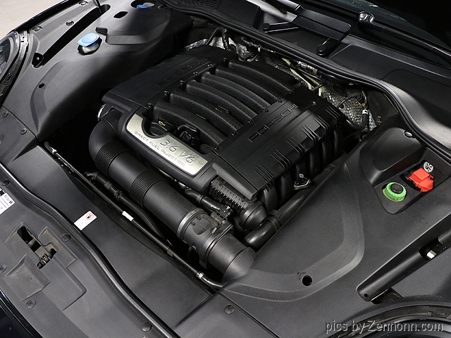 Porsche Cayenne image 31